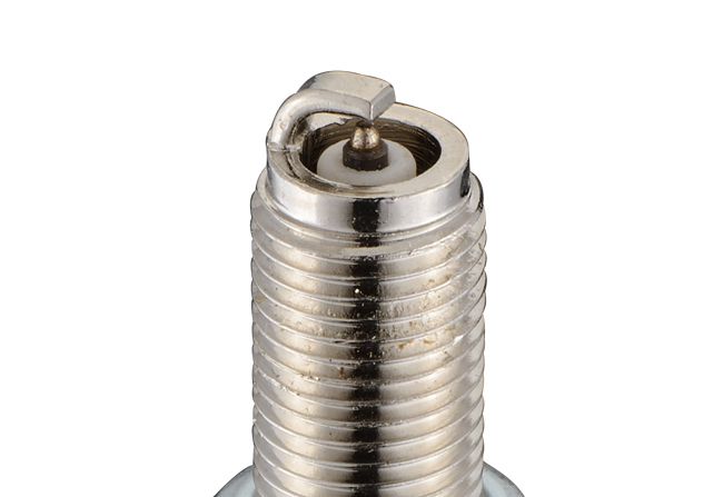 Thread size 10mm marine spark plugs B8P