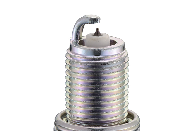 Automotive spark plugs thread size 14mm NK6RTI-11