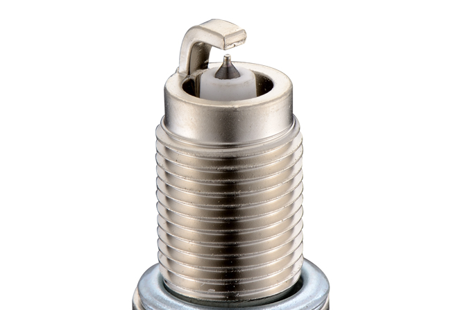 Hex size 16mm automotive spark plugs K6REIP-M3