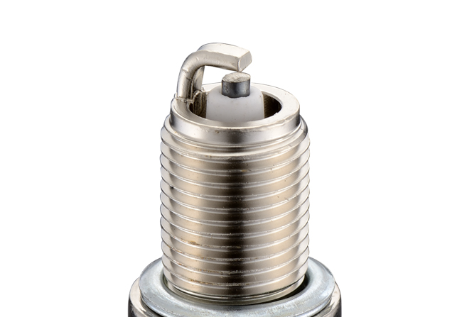 Reach 19mm automotive spark plugs F7RTC-A10