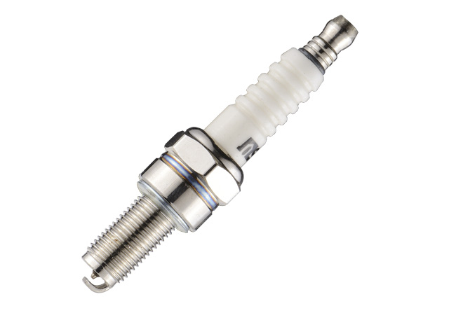 Thread size 10mm marine spark plugs B8P