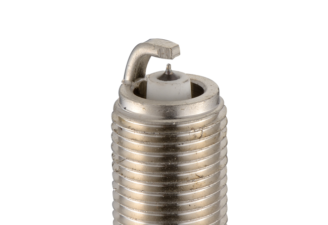Reach  26.5mm automotive spark plugs  KH7RTI-11